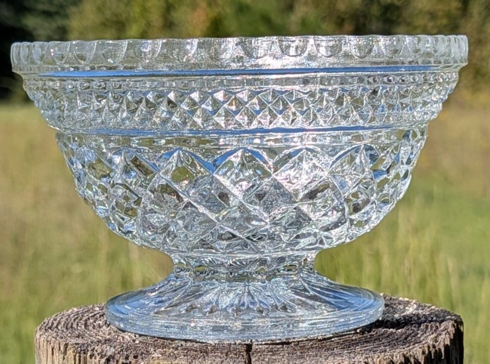 Anchor Hocking WEXFORD Pedestal Serving Bowl Clear Pressed Glass Fruit Candy